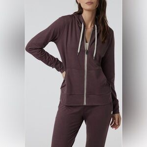 Vuori Halo Performance Hoodie 2.0